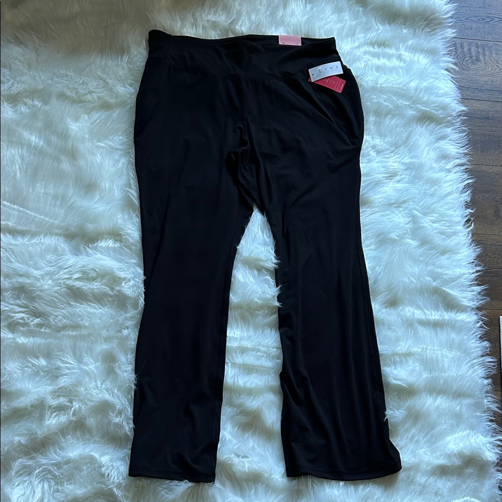 Lane Bryant LIVI Soft Bootcut Pant 22/24 New with tags! So soft!